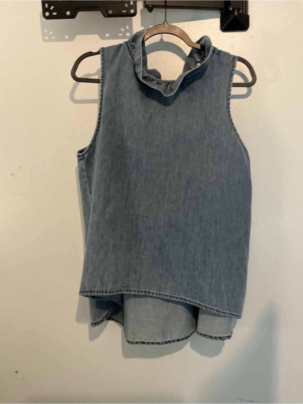Mazik Sleeveless Chambray Denim Mock Neck Tank